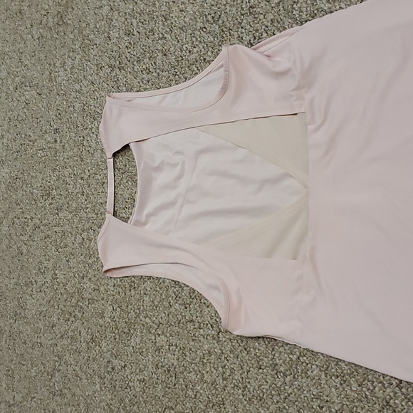 Nike Pro Athletic Tank Top - Picture 3 of 9